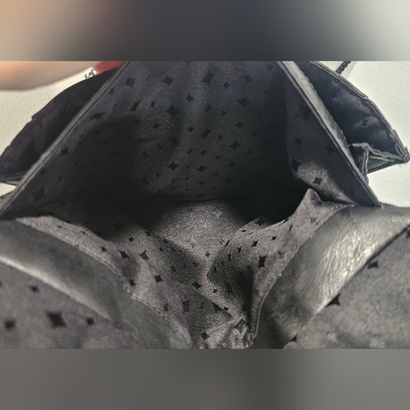 Fossil Stanton Black Pebbled Leather Traveler Large Organizer Crossbody Bag - Picture 7 of 16